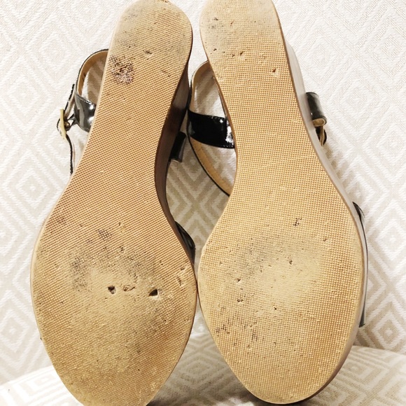 Dee Keller black patent leather wedges - Picture 6 of 8